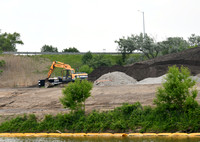D85_4225